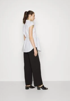 Button-Down Blouse - White 8 Button-Down Blouse - White -Fashion 01939b4795f849069c00d1f0fa27f141