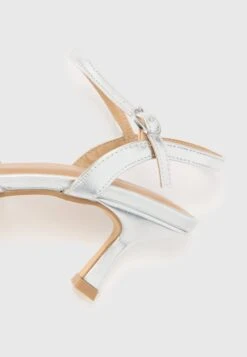 Classic Heels - Silver-coloured 14 Classic Heels - Silver-coloured -Fashion 06427ed076b94b78923cb1aefc9a3c2d