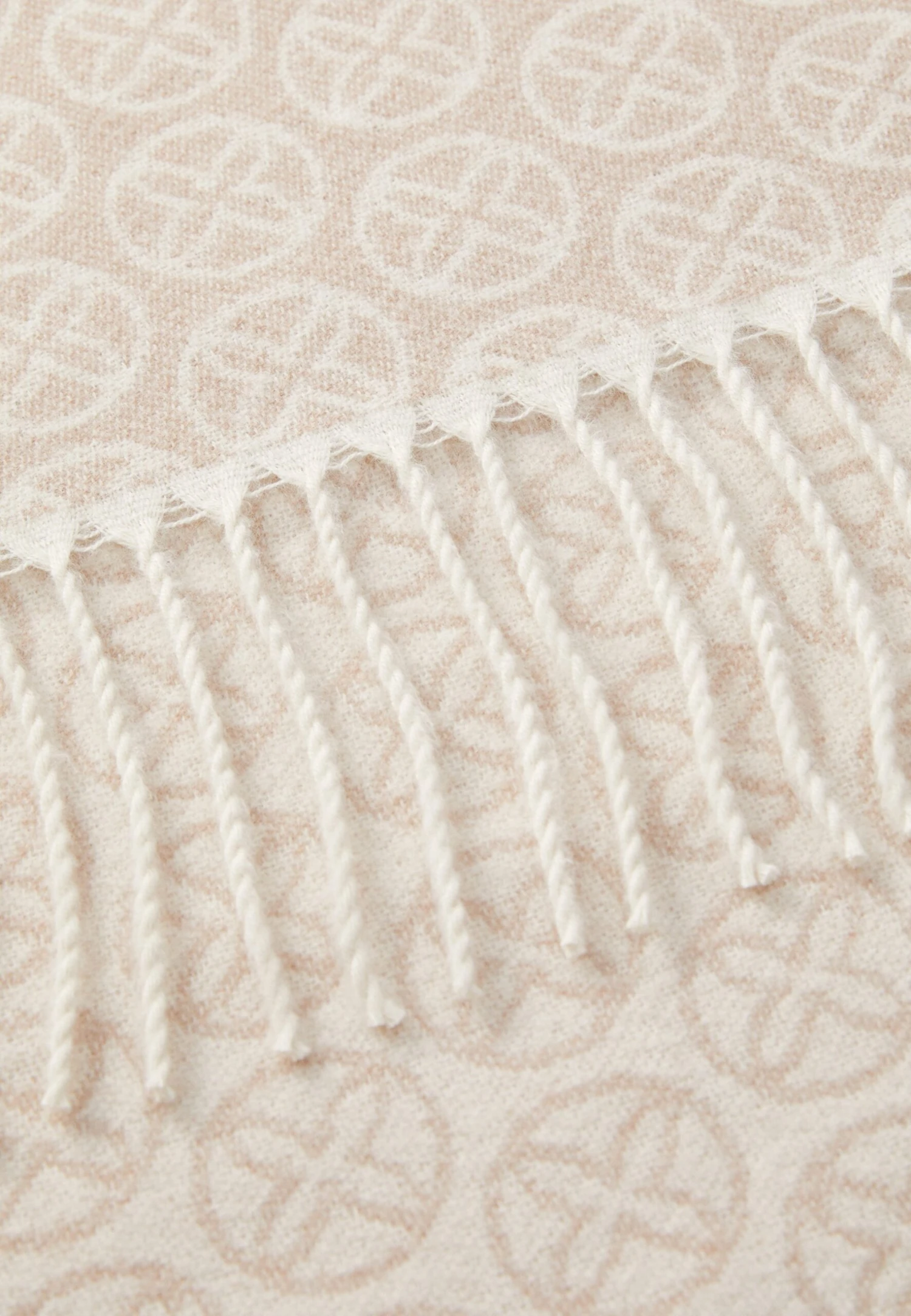 Anna Field Scarf - Light Taupe 4 Anna Field Scarf - Light Taupe - Image 4