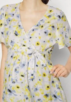 Blouse - White/Light Blue 9 Blouse - White/Light Blue -Fashion 0ee5659d52884d17b7cbe7ee0512b4d4