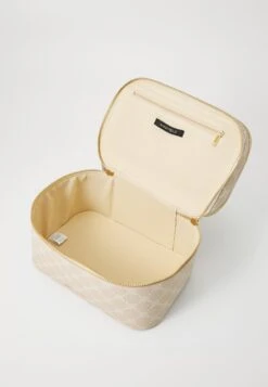 Anna Field Wash Bag - Beige 9 Anna Field Wash Bag - Beige -Fashion 193c0008c0bd43099e8278df76fb9305
