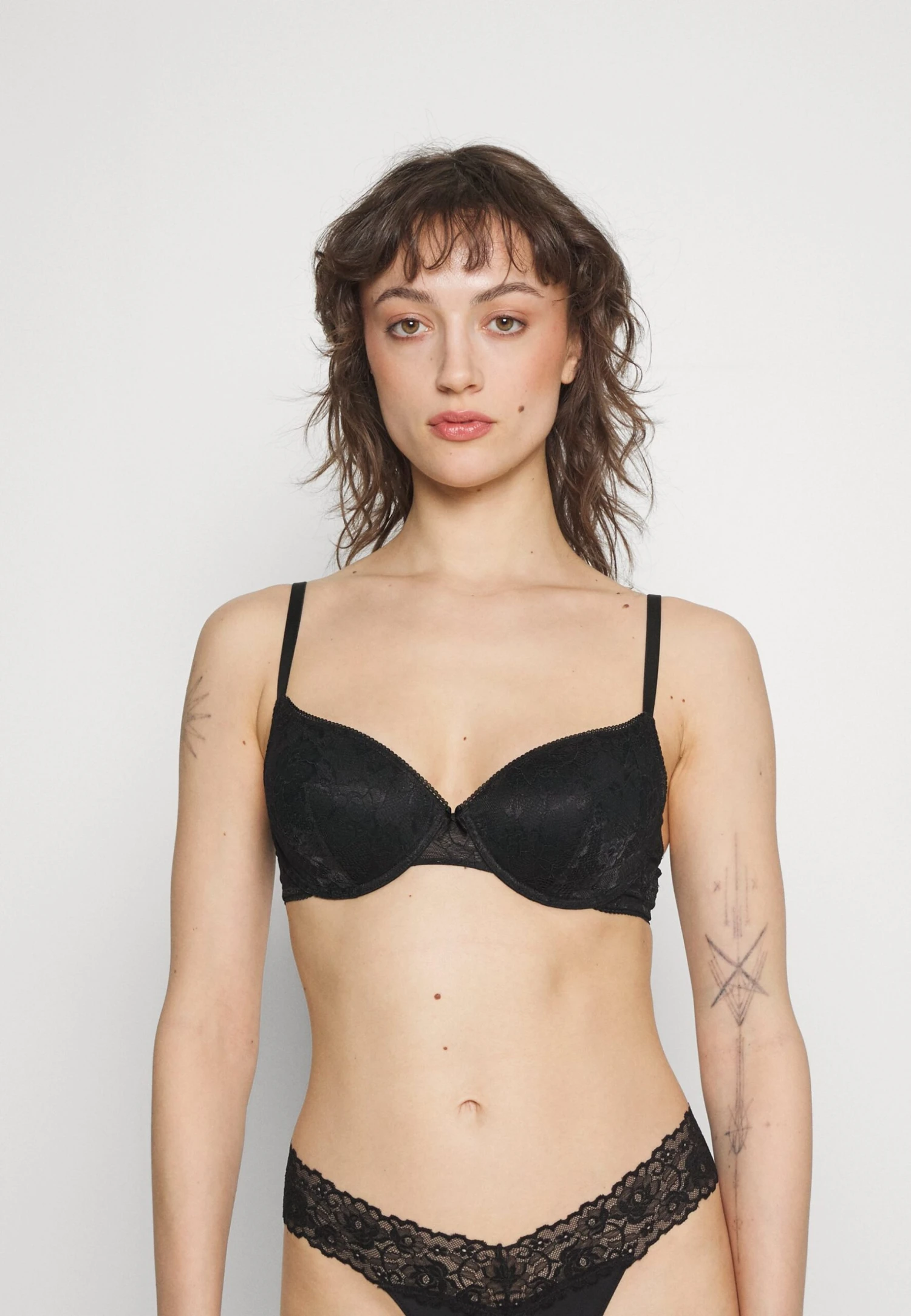 Anna Field 2 Pack- Underwired Bra - Black/Pink 4 Anna Field 2 Pack- Underwired Bra - Black/Pink - Image 4