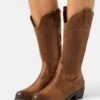 Anna Field Cowboy/Biker Boots - Brown