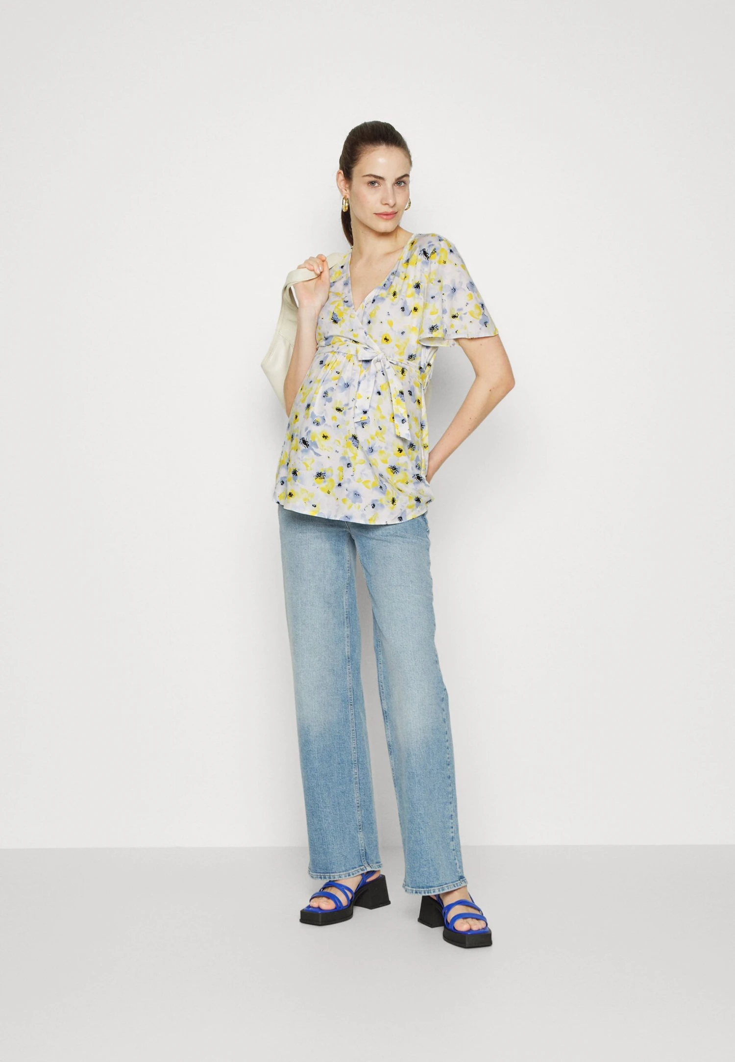 Blouse - White/Light Blue 2 Blouse - White/Light Blue - Image 2