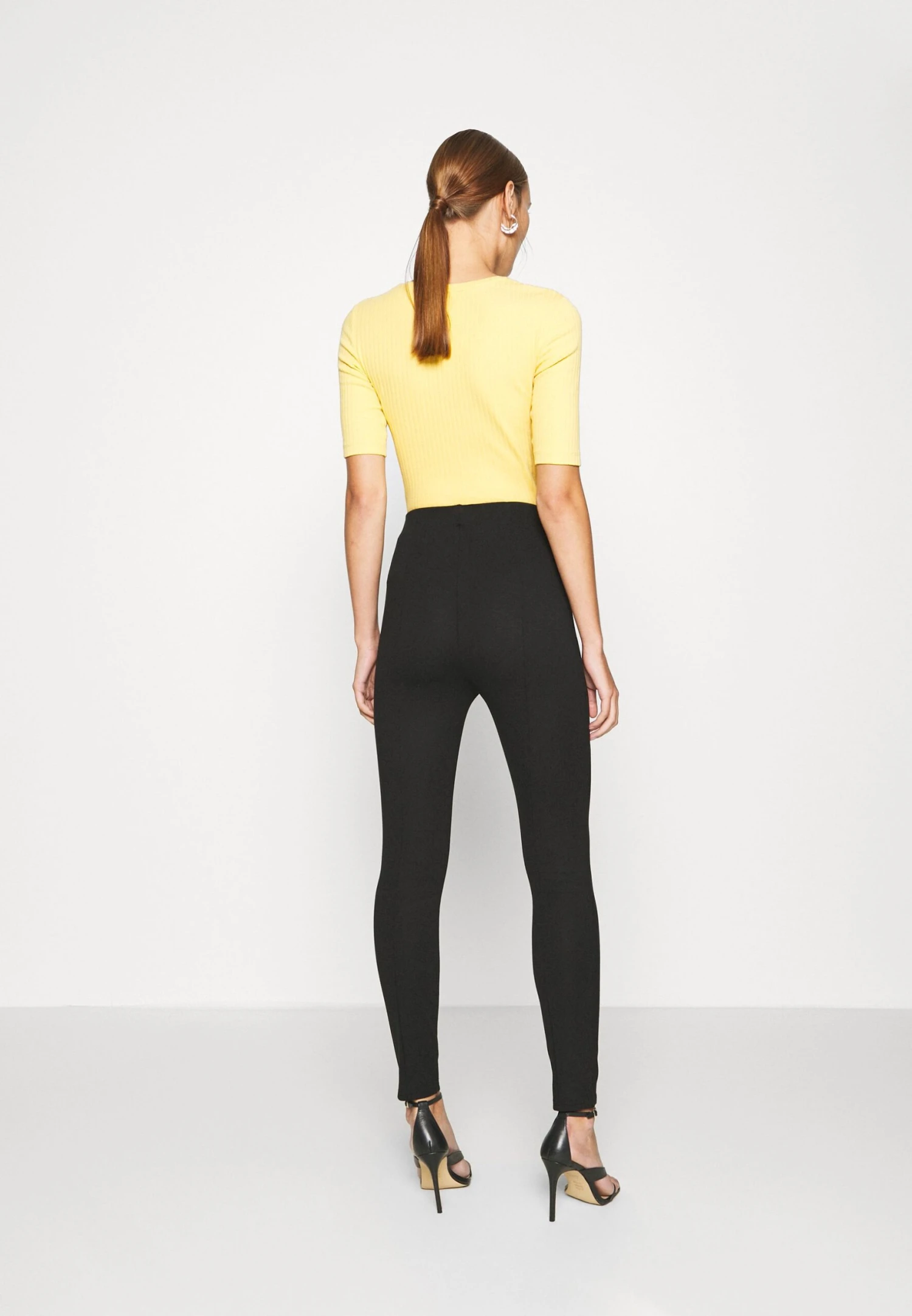 Anna Field Punto Leggings With Button Detail - Leggings - Trousers - Black 3 Anna Field Punto Leggings With Button Detail - Leggings - Trousers - Black - Image 3