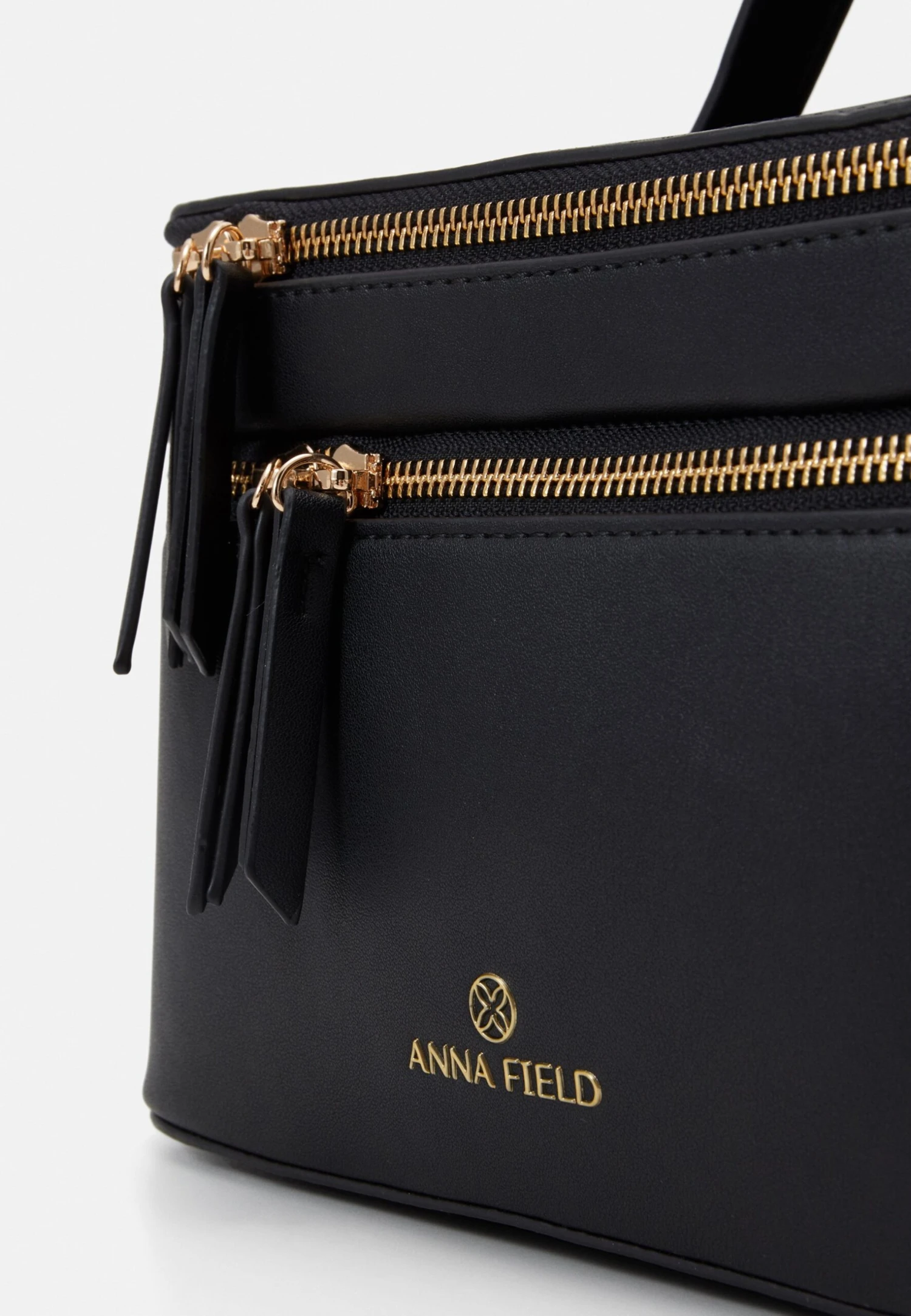 Anna Field Wash Bag - Black 5 Anna Field Wash Bag - Black - Image 5