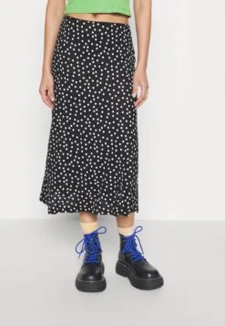 Pencil Skirt - Pencil Skirt