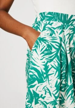 Anna Field Shorts - Green/Off White -Fashion 4891f9cef8aa4d279a31c6a0450a8b64