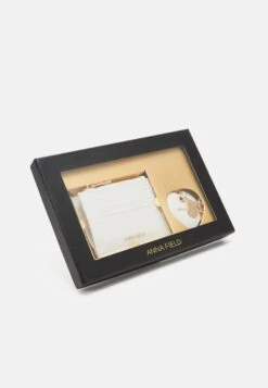 Anna Field Set - Business Card Holder -White -Fashion 4dd37b753ac04661b21ea47b79a57e07