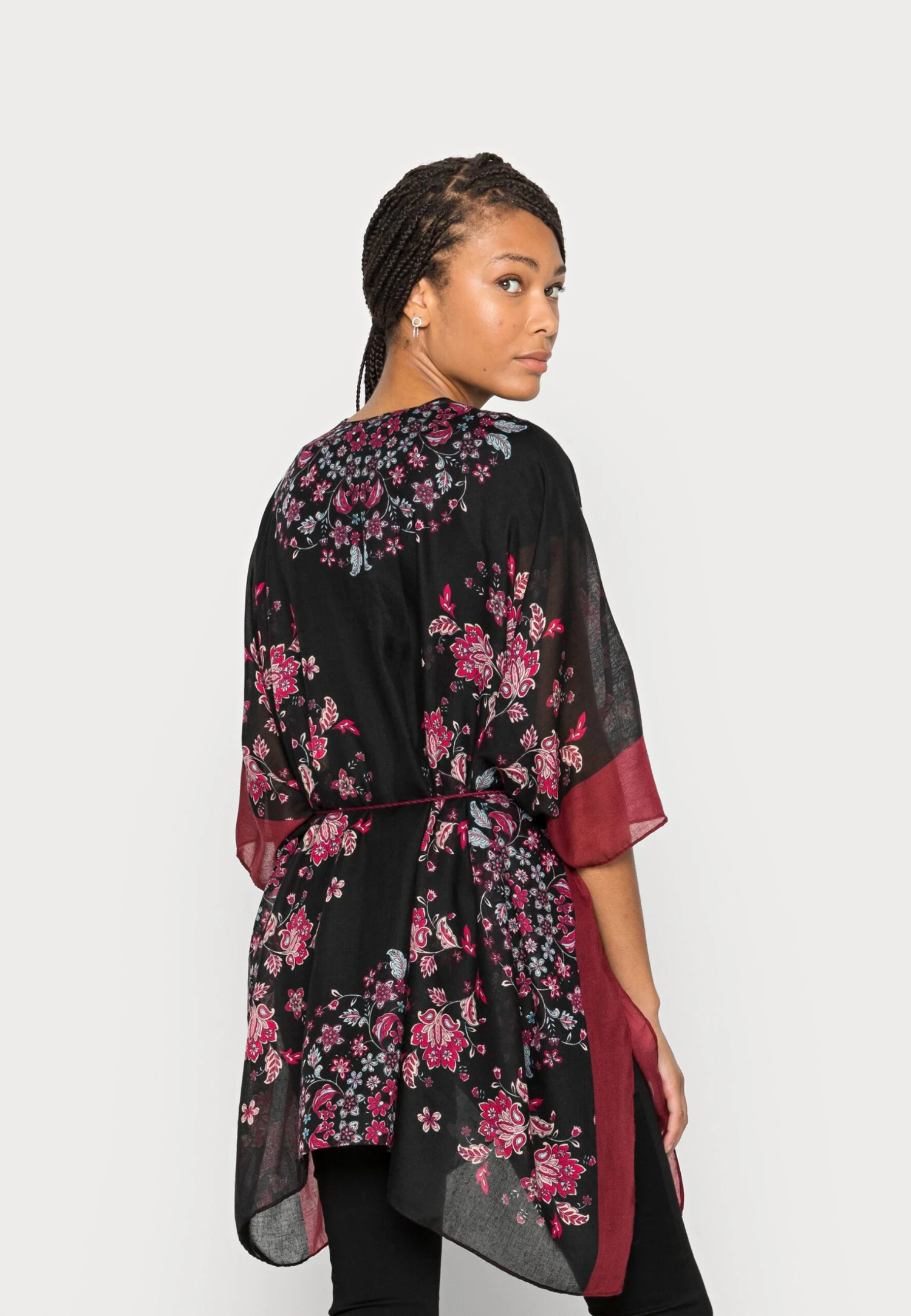 Anna Field Summer Jacket - Black/Blue/Red 3 Anna Field Summer Jacket - Black/Blue/Red - Image 3