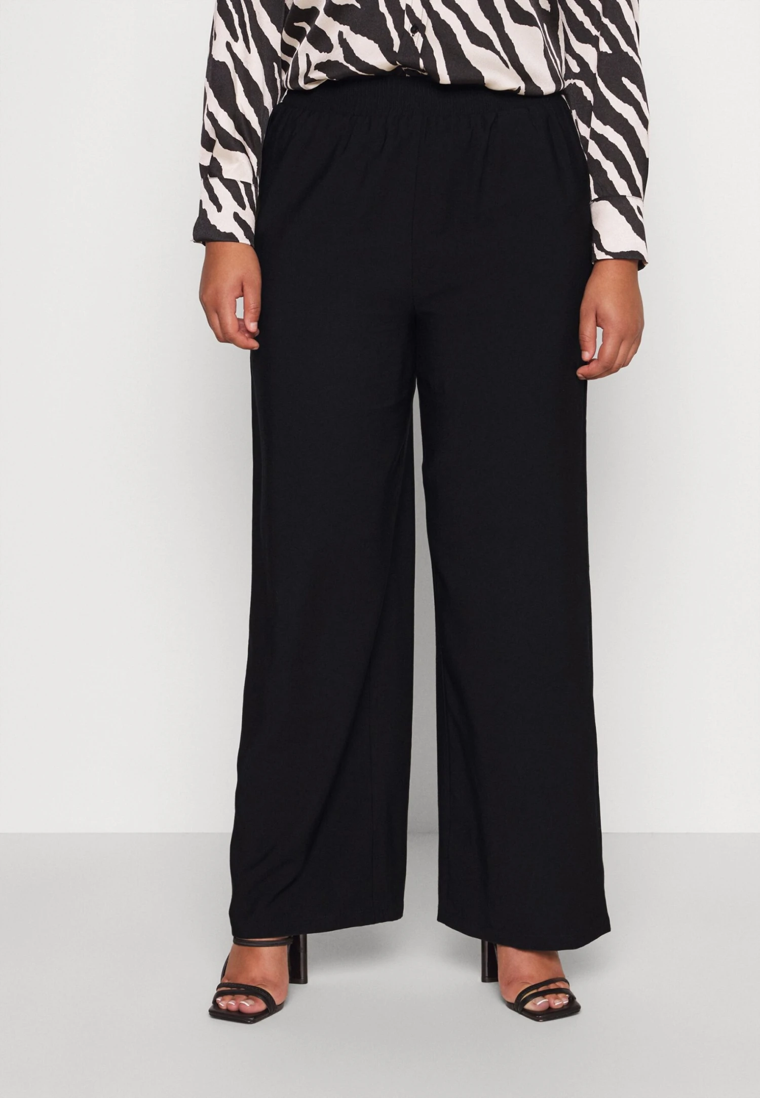 Wide Leg Pant - Trousers - Black 1 Wide Leg Pant - Trousers - Black