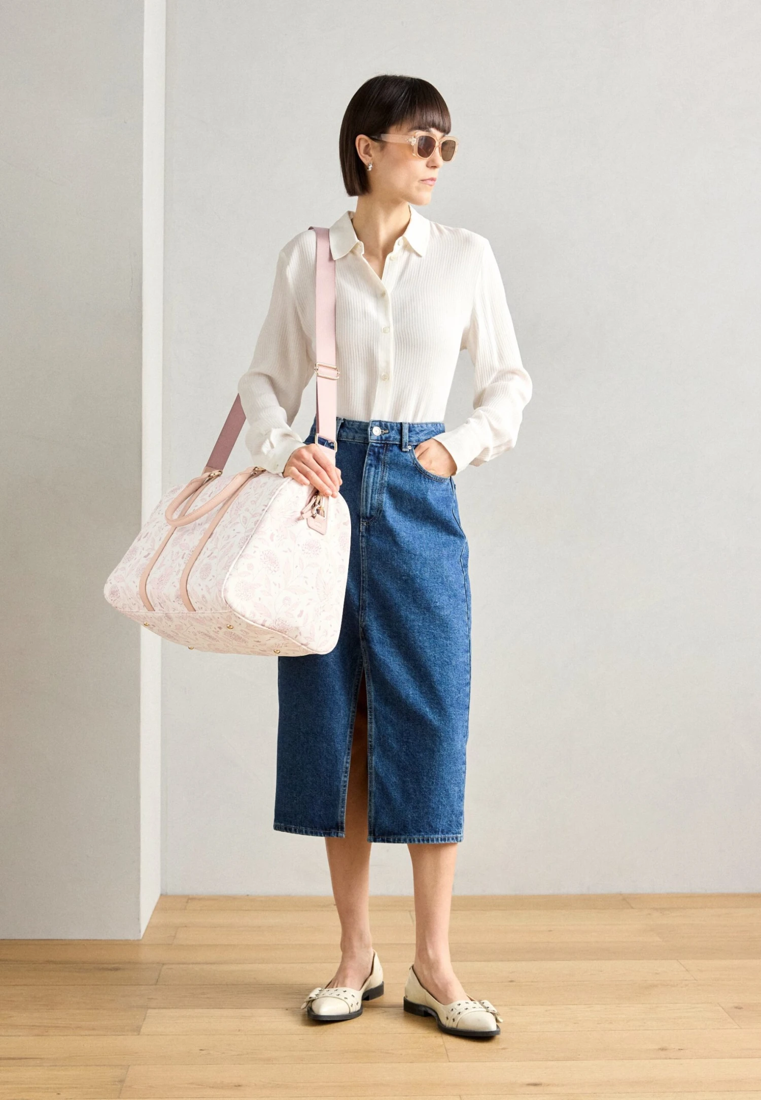 Anna Field Weekend Bag - Print Rose 3 Anna Field Weekend Bag - Print Rose - Image 3