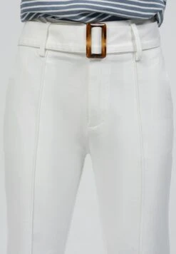 Straight Leg Jeans - Off White Wash 10 Straight Leg Jeans - Off White Wash -Fashion 709755c589804077ae92ef1af3585aac
