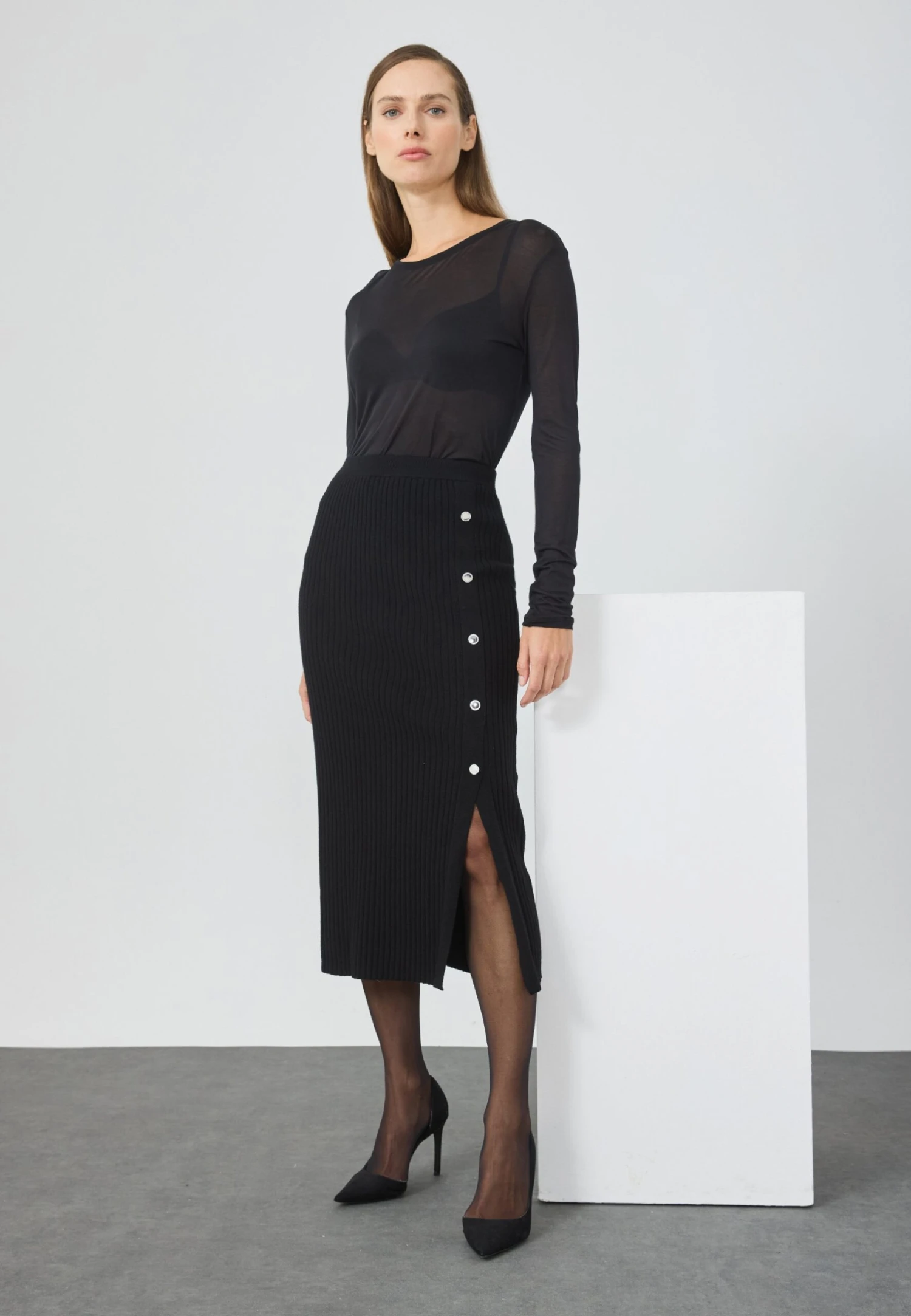 Anna Field KNIT SKIRT WITH BUTTONS - Pencil Skirt - Black 2 Anna Field KNIT SKIRT WITH BUTTONS - Pencil Skirt - Black - Image 2