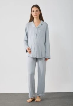 Pyjamas - Grey/white