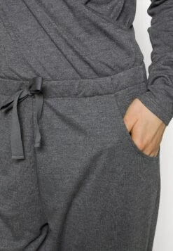 Anna Field Pyjama Set - Pyjama Set -Fashion 8705db05f28645c0a28e781c5f1e5637