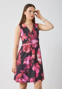Anna Field Jersey Dress - Black Based / Pink Red Floral