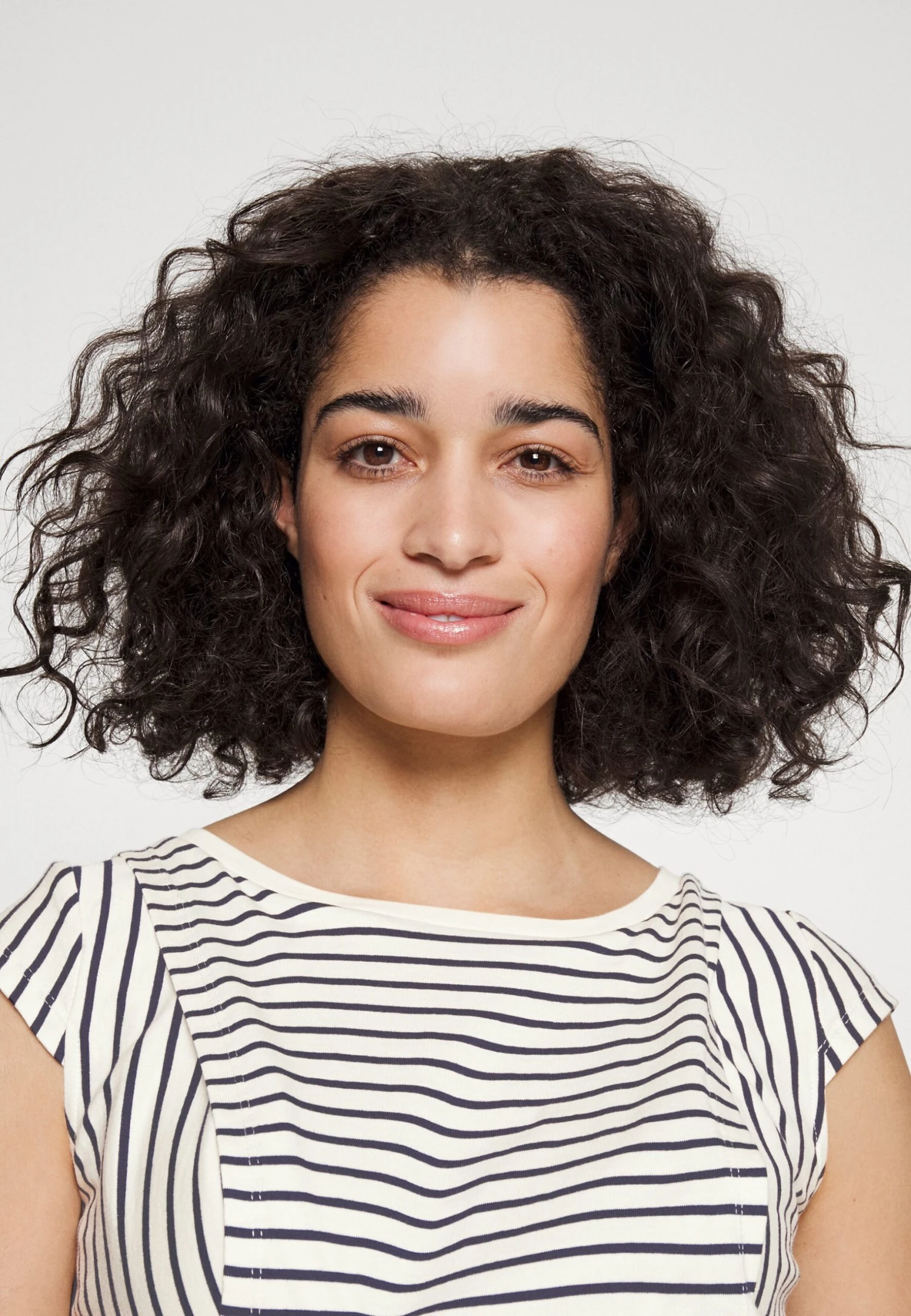 Maternity Baby Doll Nursing Tee- Print T-Shirt -Dark Blue/Off-White 4 Maternity Baby Doll Nursing Tee- Print T-Shirt -Dark Blue/Off-White - Image 4