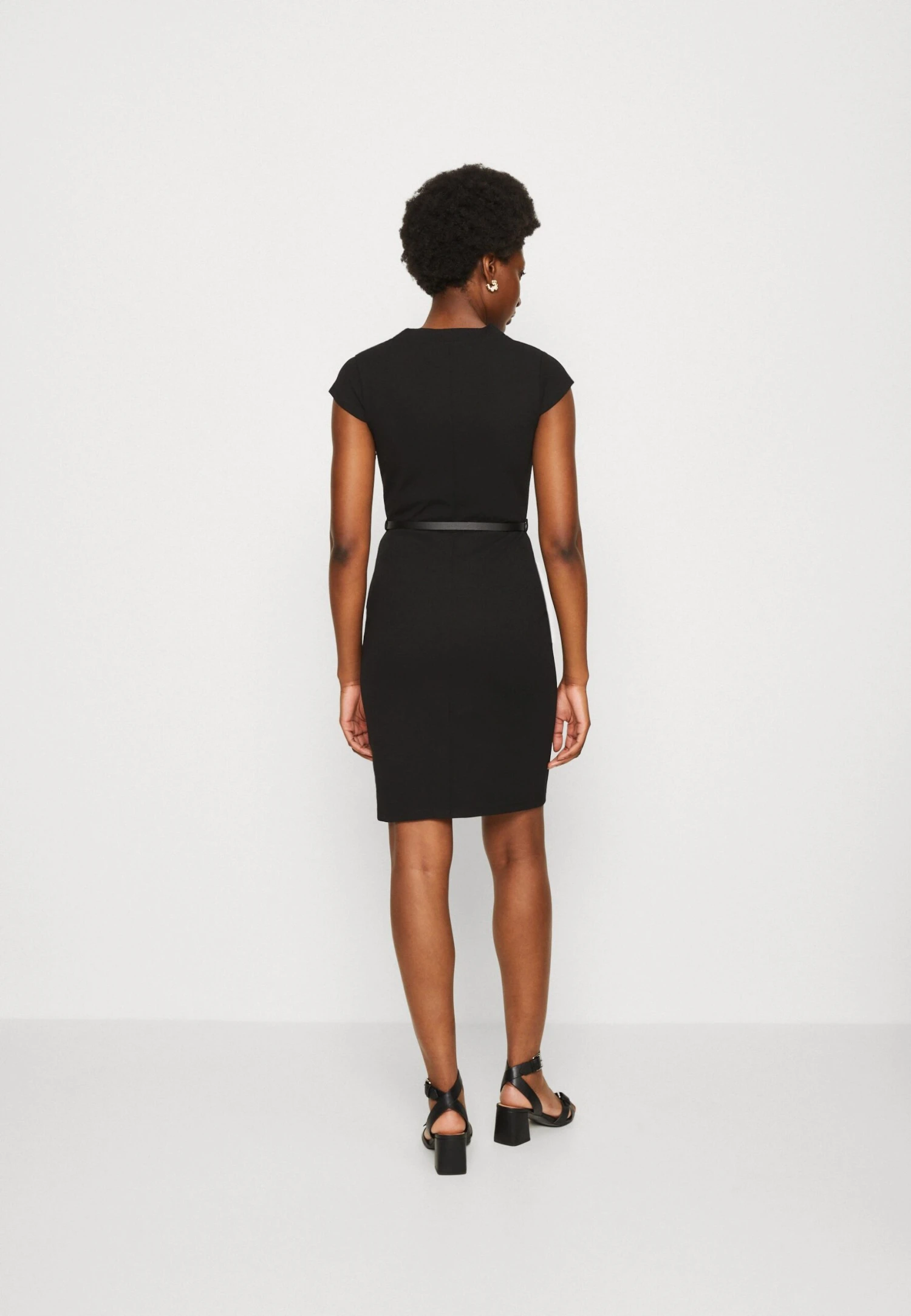 Anna Field Shift Dress - Black 4 Anna Field Shift Dress - Black - Image 4