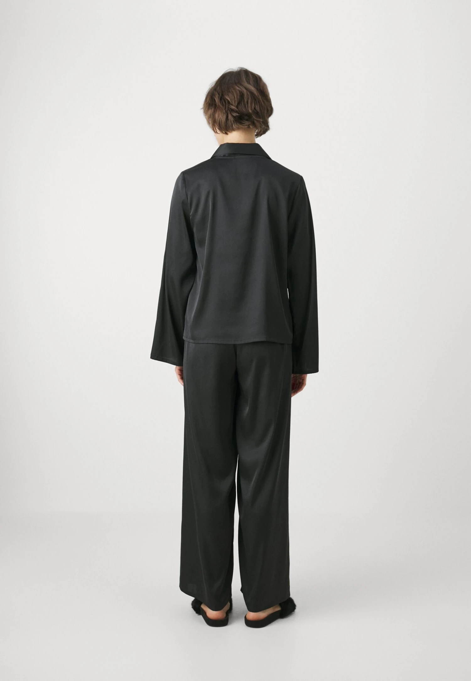 Anna Field WIDE LEG - Pyjama Set - Black 3 Anna Field WIDE LEG - Pyjama Set - Black - Image 3