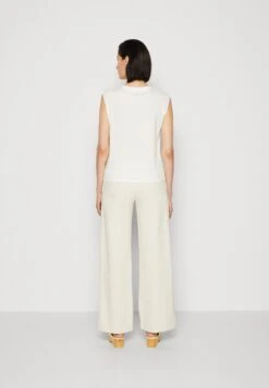 Anna Field Basic T-Shirt - Off-White -Fashion 9133cb750bef414db93f6a115557a0e5