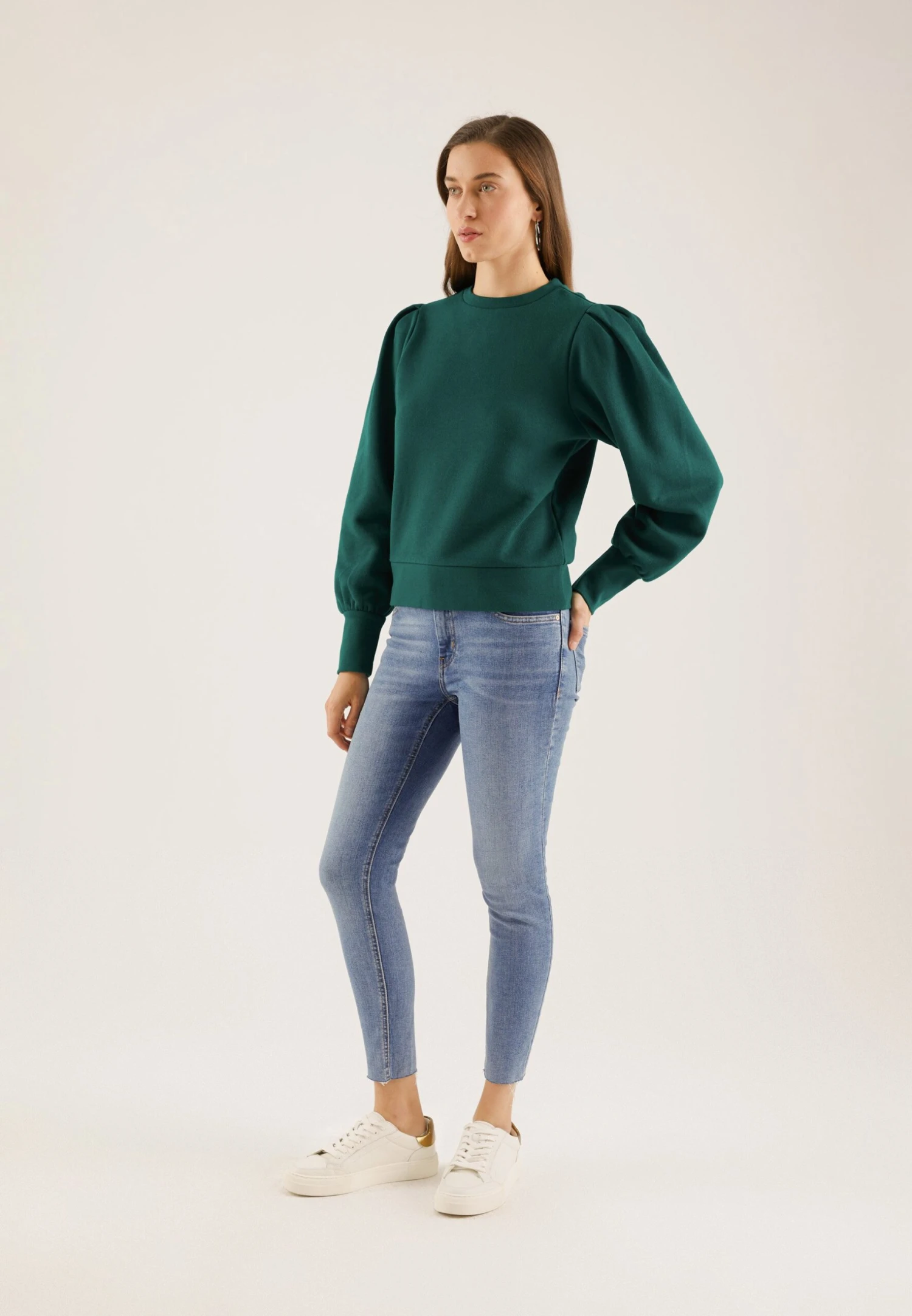 Anna Field Sweatshirt - Evergreen 2 Anna Field Sweatshirt - Evergreen - Image 2