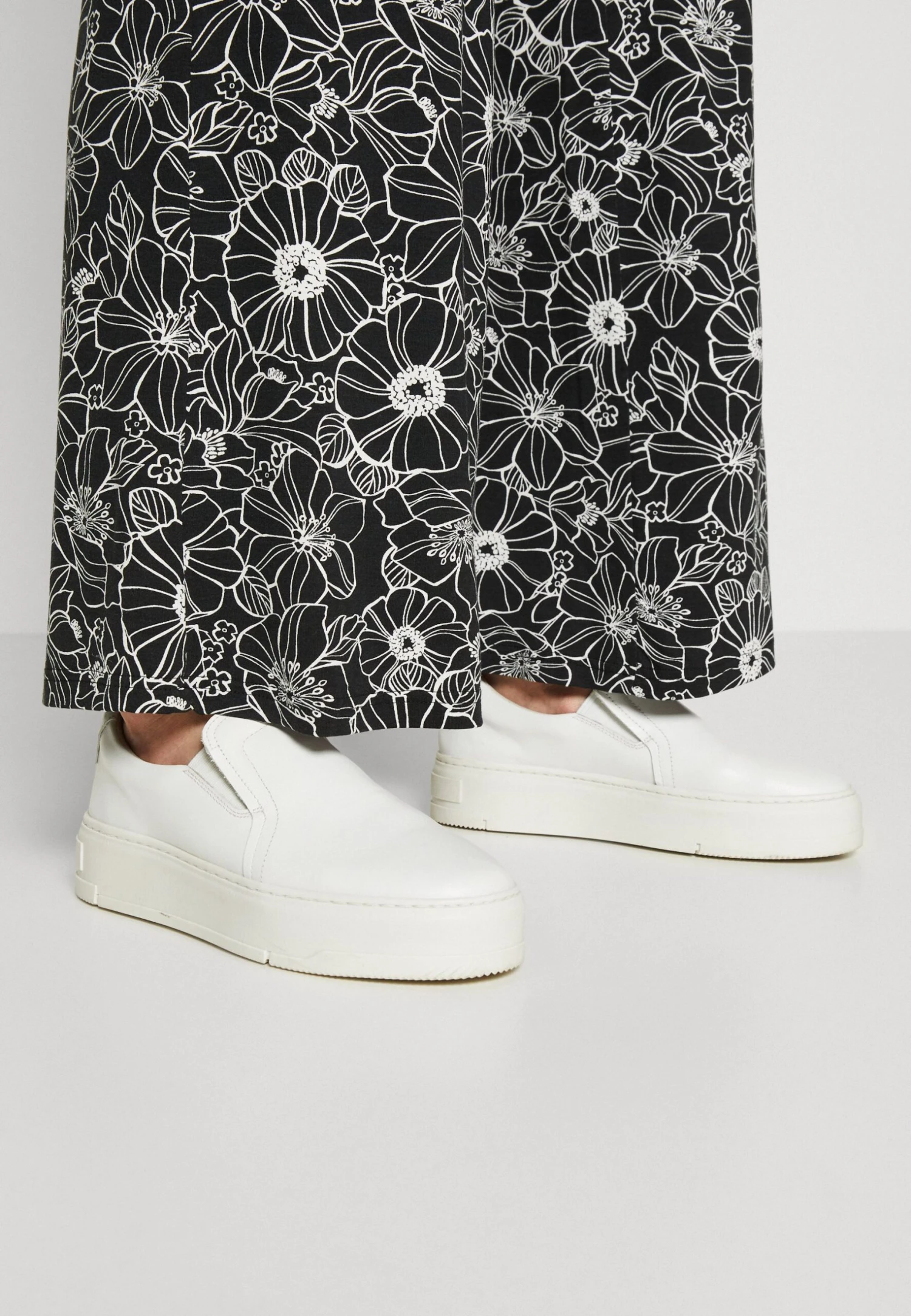 Anna Field Trousers - Black/White 6 Anna Field Trousers - Black/White - Image 6