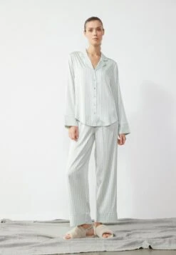 Anna Field Pyjama Set - White,light Grey