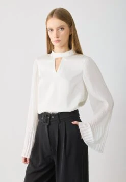 Anna Field Blouse - Cloud Dancer