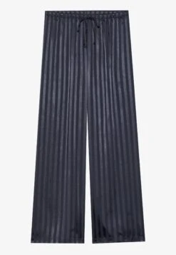 Anna Field SET - Pyjamas - Navy 13 Anna Field SET - Pyjamas - Navy -Fashion a638e579fb56401aa95eec9690718ee7