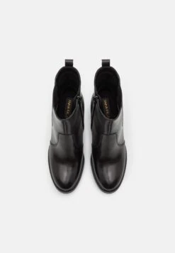 Leather- High Heeled Ankle Boots - Black -Fashion b1903eae4a1a4e83be7f36b2465f02f2