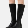 Boots - Black