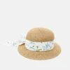 Anna Field Hat - Beige/White