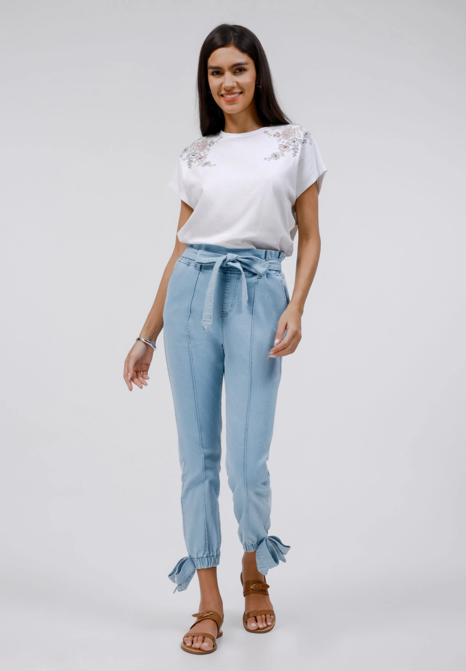 Anna Field Jeans Tapered Fit - Light Blue Wash 2 Anna Field Jeans Tapered Fit - Light Blue Wash - Image 2