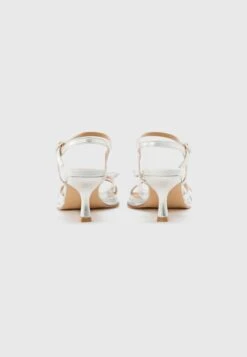 Classic Heels - Silver-coloured 11 Classic Heels - Silver-coloured -Fashion c39ccf493f8844e09f2cc6774bd4b477