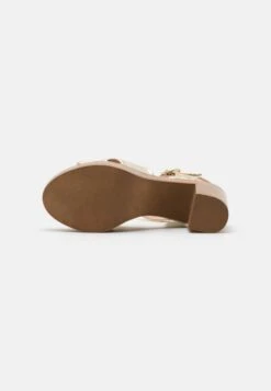 Anna Field Leather - Clogs - Gold 10 Anna Field Leather - Clogs - Gold -Fashion c95af7d05a63474b913a1d5ee16420ad