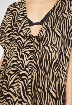 Anna Field Printed Short Kimono / 606 - Khaki_003 - Off-White - Beach Accessory 9 Anna Field Printed Short Kimono / 606 - Khaki_003 - Off-White - Beach Accessory -Fashion cbb738f4c85b498492a5a88783fde557