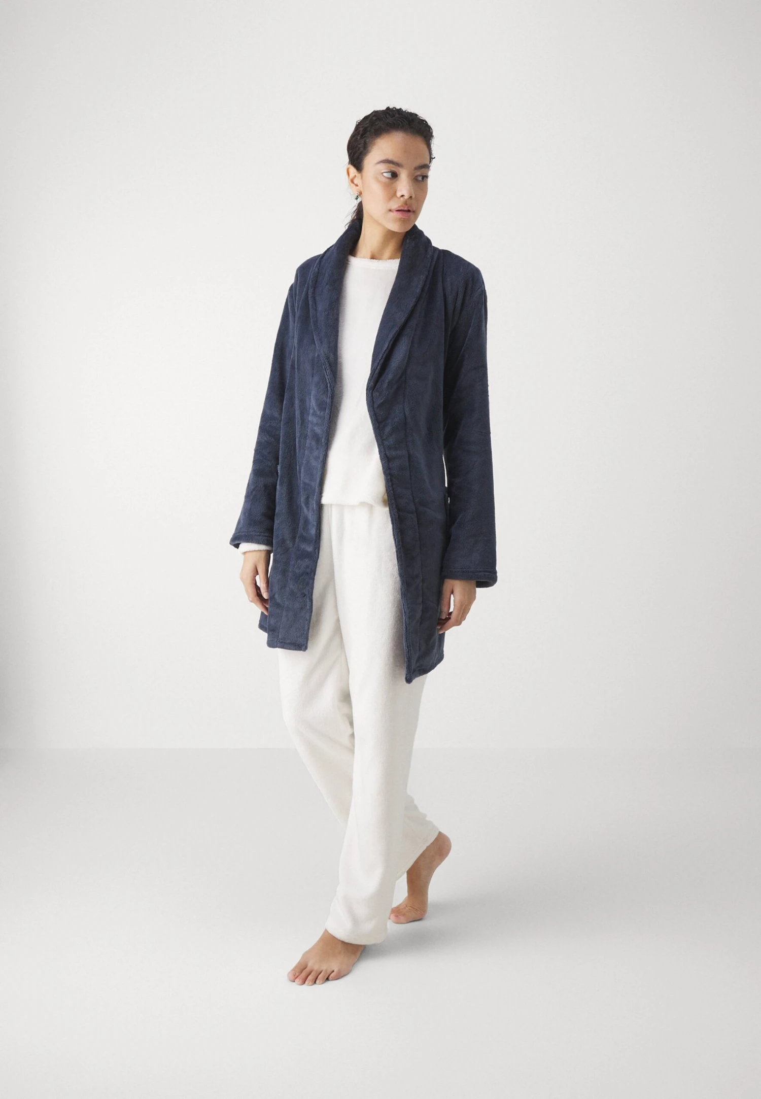 Anna Field Dressing Gown - Dark Blue 2 Anna Field Dressing Gown - Dark Blue - Image 2