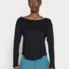 Anna Field Basic - Long Sleeved Top