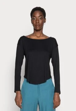 Anna Field Basic - Long Sleeved Top