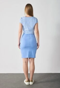 SET - Print T-shirt - Cronflower Blue/egret -Fashion dd88b4c614bd47d69d2c1bd3215b831f