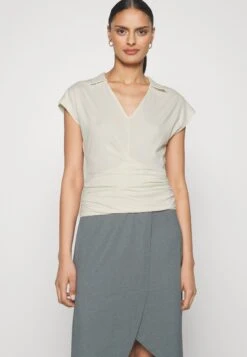 Anna Field Wrap Blouse- Blouse - Offwhite 13 Anna Field Wrap Blouse- Blouse - Offwhite -Fashion e32e10cda0cc4b0aac7db79e529dcd11