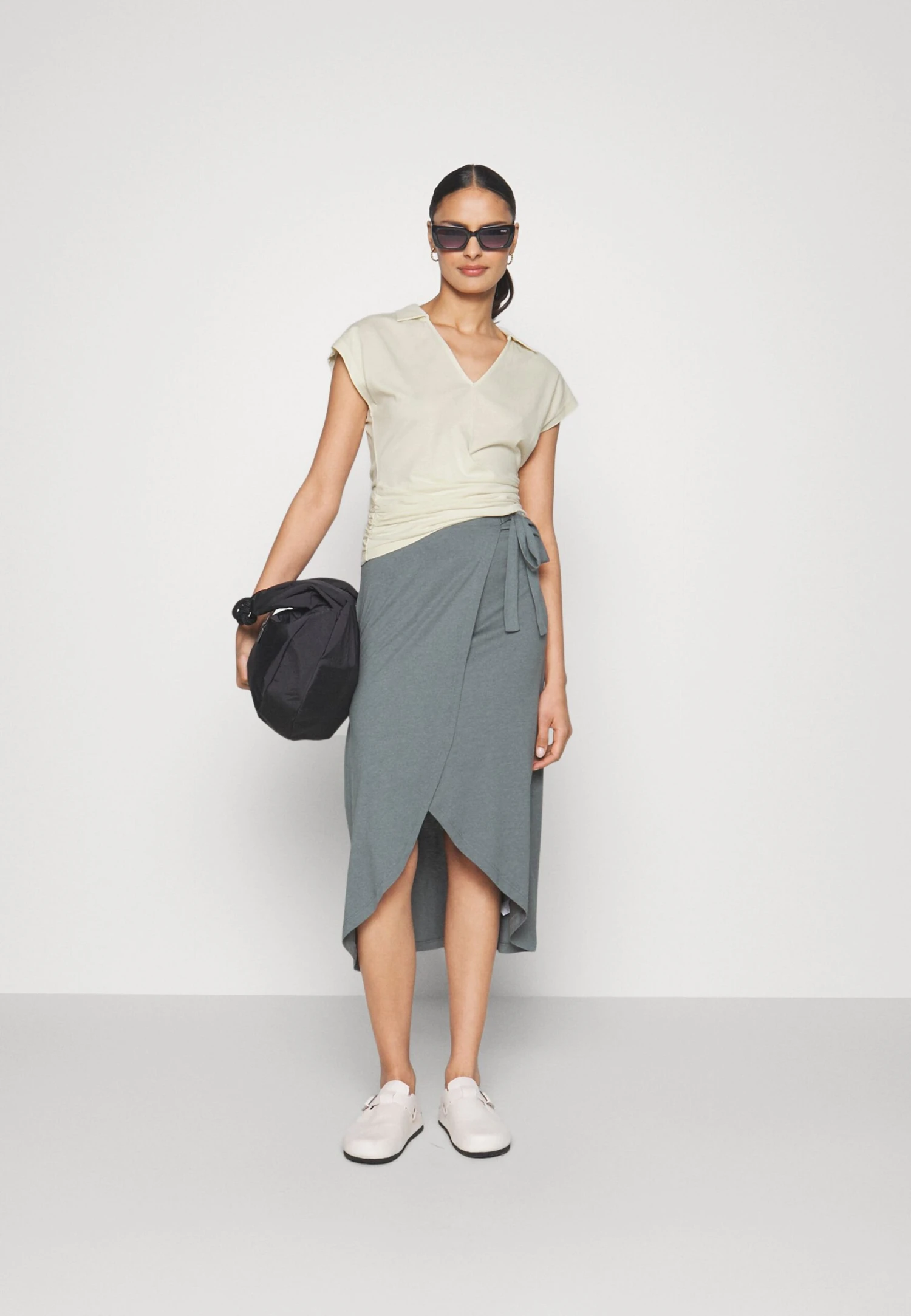 Anna Field Wrap Blouse- Blouse - Offwhite 2 Anna Field Wrap Blouse- Blouse - Offwhite - Image 2