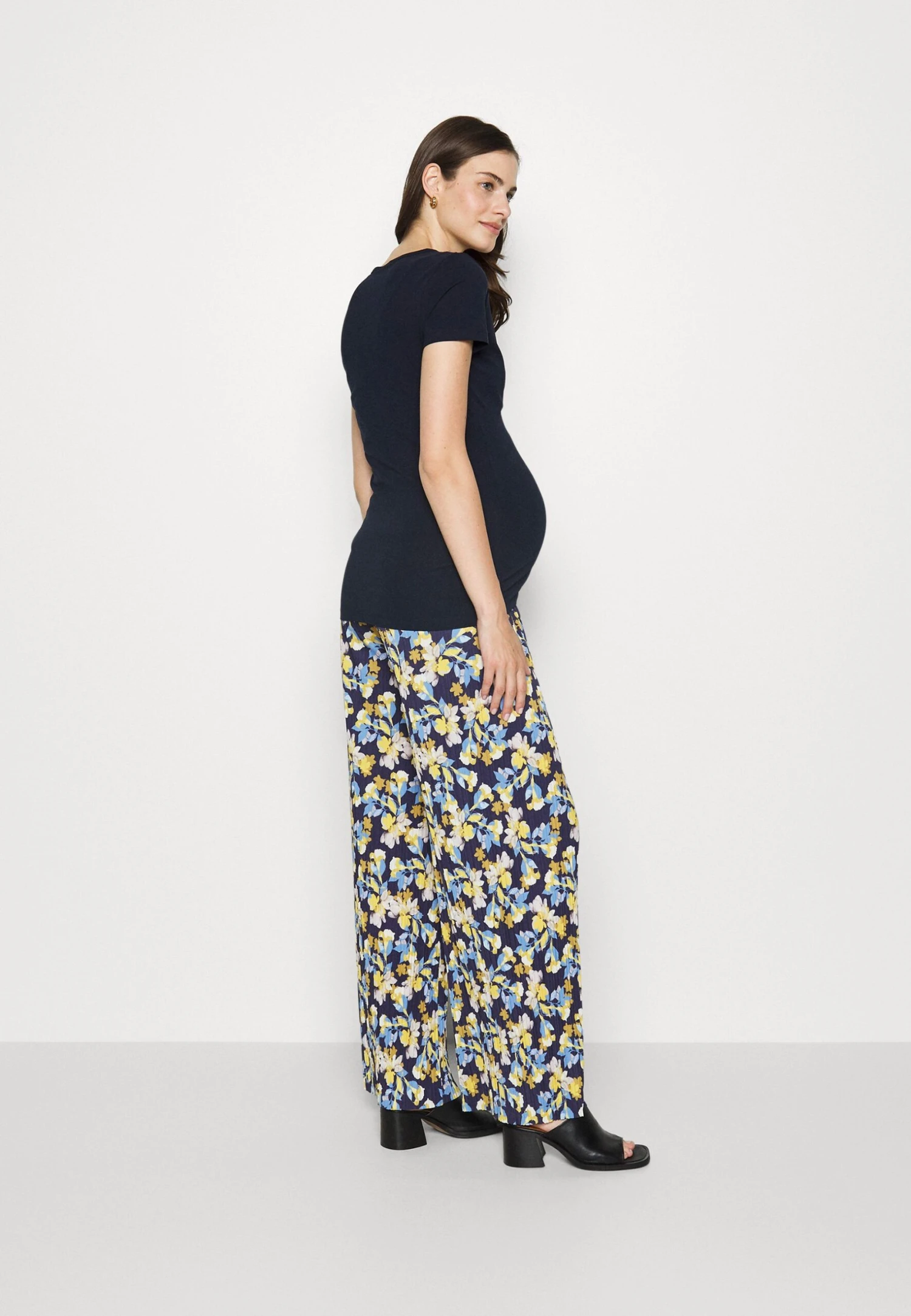 Trousers - Multicoloured 3 Trousers - Multicoloured - Image 3