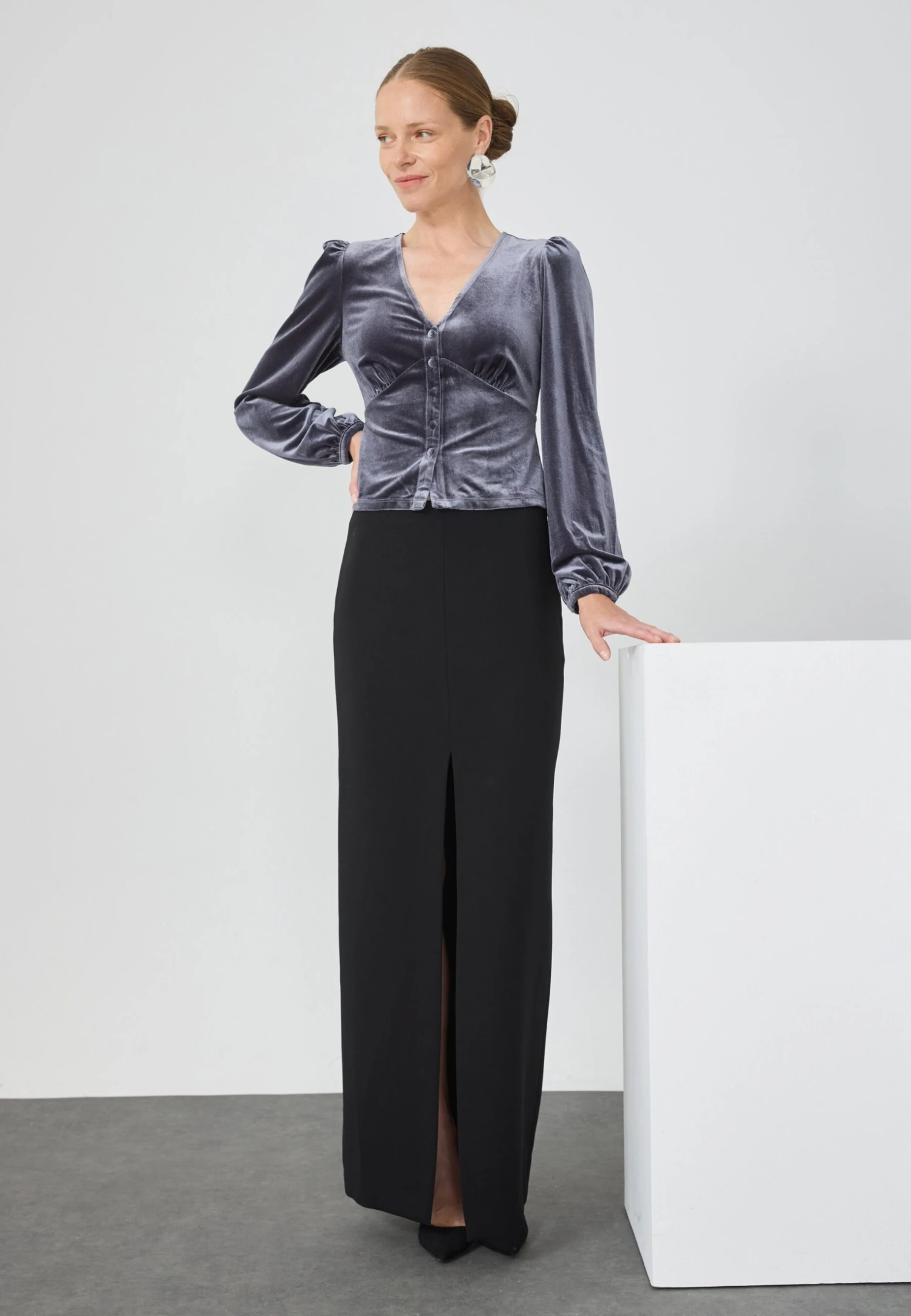 Anna Field VELVET TOP - Blouse - Dark Grey 2 Anna Field VELVET TOP - Blouse - Dark Grey - Image 2