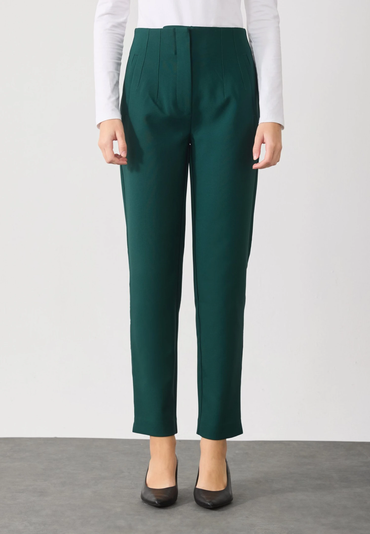 Anna Field Trousers - Ponderosa Pine 1 Anna Field Trousers - Ponderosa Pine