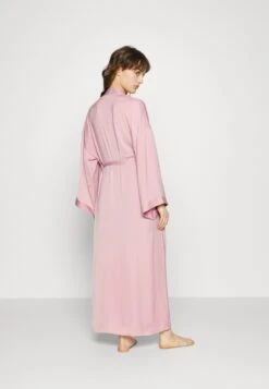 Anna Field Bridal Dressing Gown - Dressing Gown - Pink 8 Anna Field Bridal Dressing Gown - Dressing Gown - Pink -Fashion ec1e0c7cdc5c48b1919d070c00e5ff2a