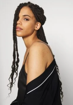 Anna Field Amanda Satin Dressing Gown - Dressing Gown - Black -Fashion eed1478cfddd45b9a2232895a3abc79a