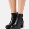 Ankle Boots - Black