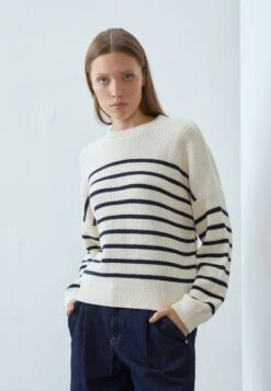 Anna Field Jumper - Off-white/dark Blue